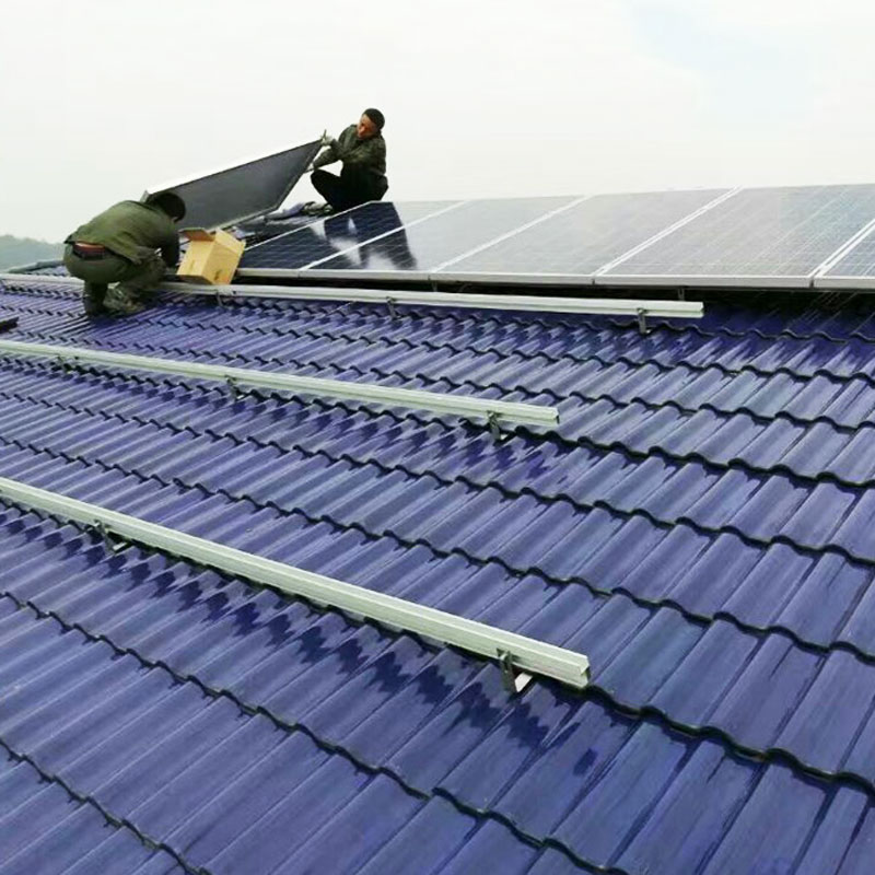 Eğimli çatı (kiremit çatı) güneş enerjisi braketi
